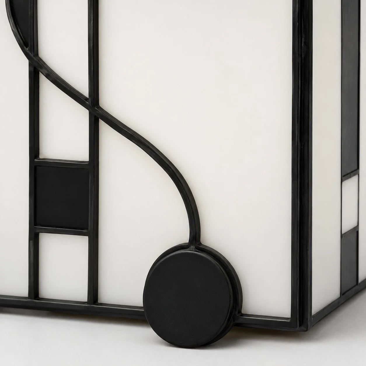 Cube shade piano note motif detail